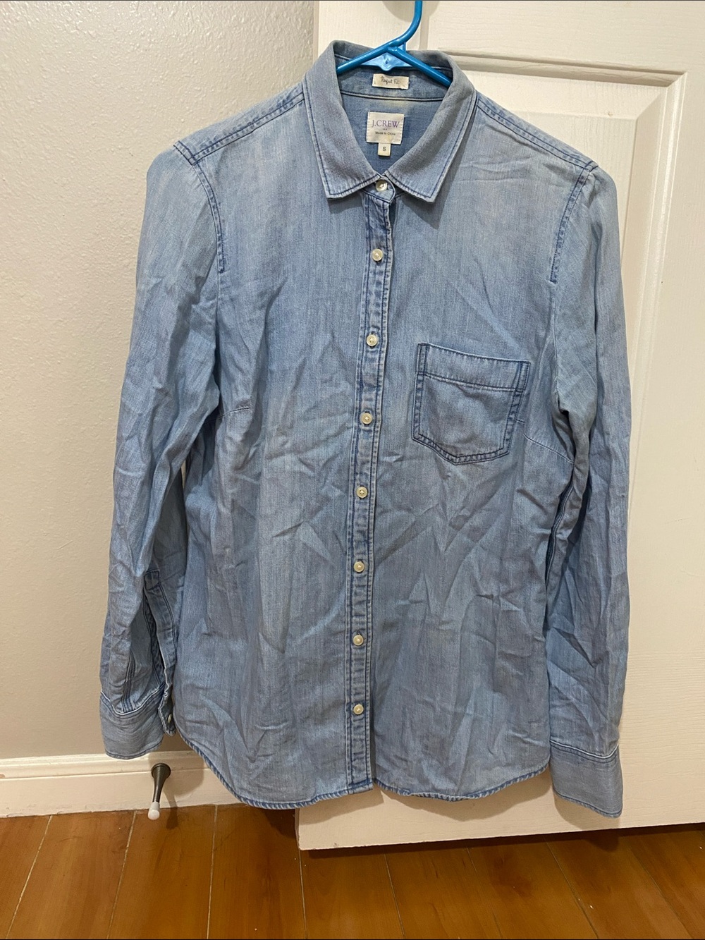 J.Crew Perfect Fit Chambray Button Down Shirt Small